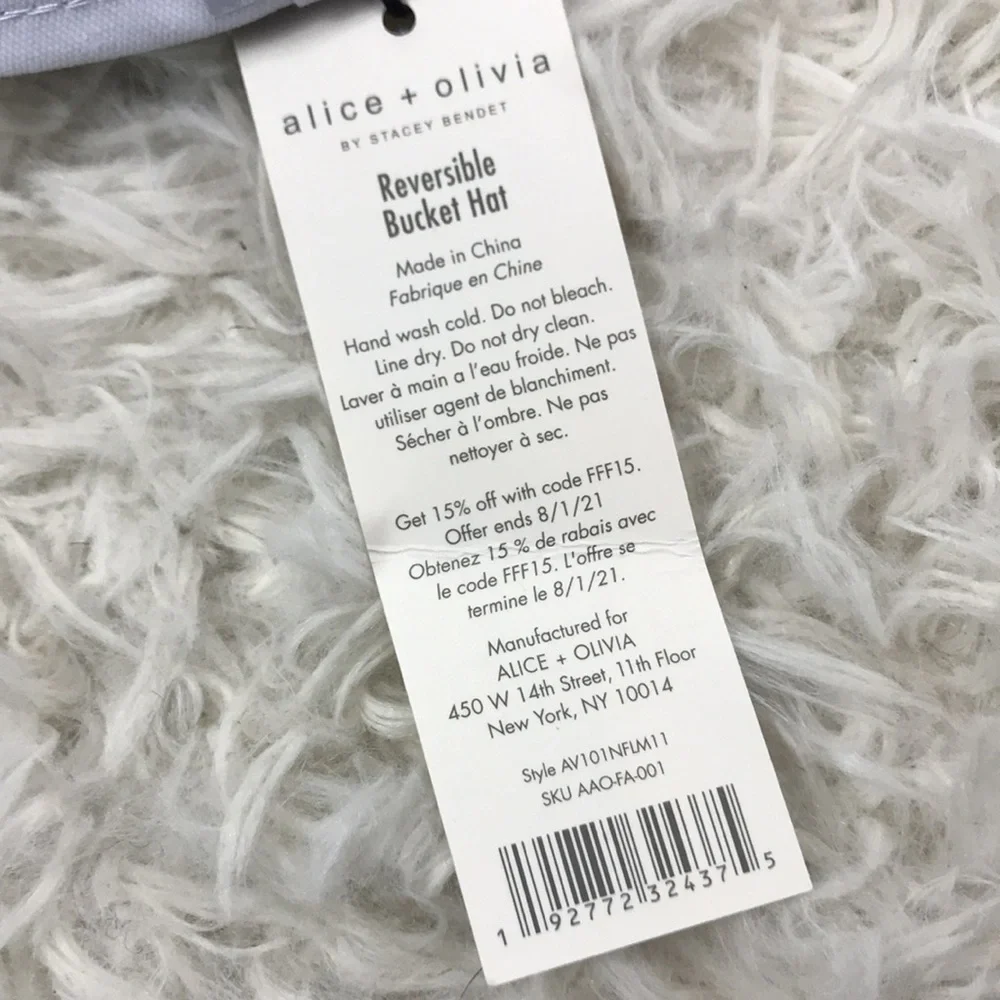 NWT Alice & Olivia Reversible Bucket Summer Hat